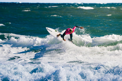 Live Fearlessly Surfshop Shootout - High Resolution Gallery Download